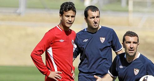 Refaat y Jovanovic están a prueba con el Sevilla. Refaat y Jovanovic están a prueba con el Sevilla.