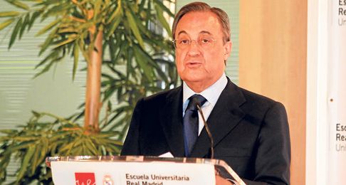 Florentino Pérez hizo un llamamiento a la unidad entre plantilla y cuerpo técnico. Florentino Pérez hizo un llamamiento a la unidad entre plantilla y cuerpo técnico.