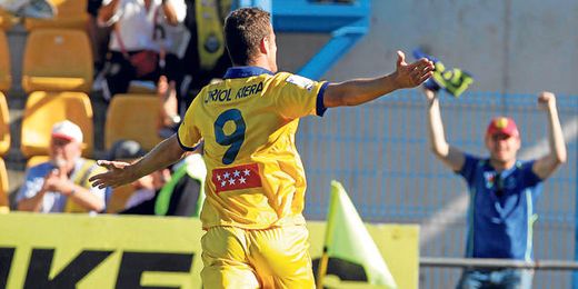 Oriol Riera festeja uno de los 18 goles conseguidos esta campaña en Segunda división. Oriol Riera festeja uno de los 18 goles conseguidos esta campaña en Segunda división.