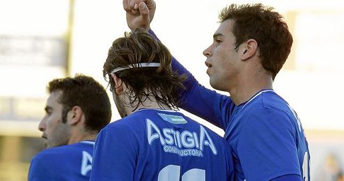 El Écija logró una victoria por la mínima (1-0) ante la Balona. El Écija logró una victoria por la mínima (1-0) ante la Balona.