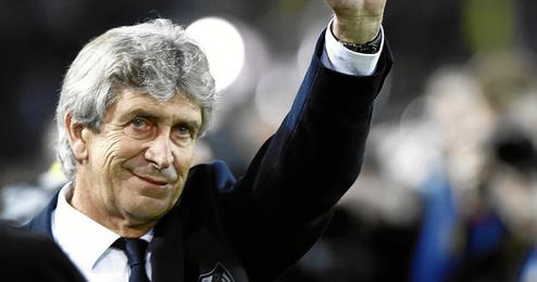 Pellegrini durante un partido con el Málaga. Pellegrini durante un partido con el Málaga.