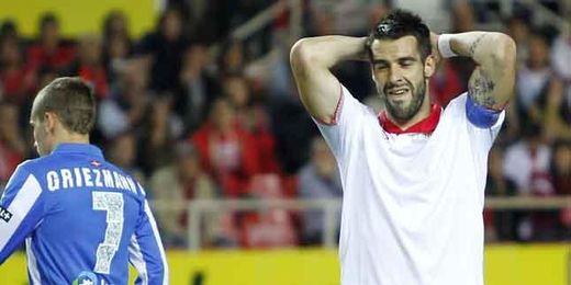 Negredo, muestra de la impotencia sevillista ante la Real. Negredo, muestra de la impotencia sevillista ante la Real.