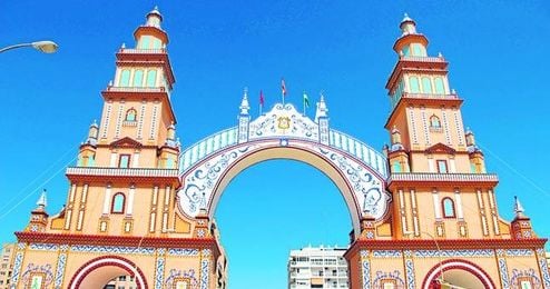 La portada de la última edición estaba inspirada en la Plaza de España y aludía al 75 aniversario de la ONCE. La portada de la última edición estaba inspirada en la Plaza de España y aludía al 75 aniversario de la ONCE.