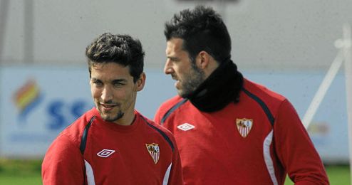 Navas sí está en una convocatoria de la que se queda fuera Negredo. Navas sí está en una convocatoria de la que se queda fuera Negredo.