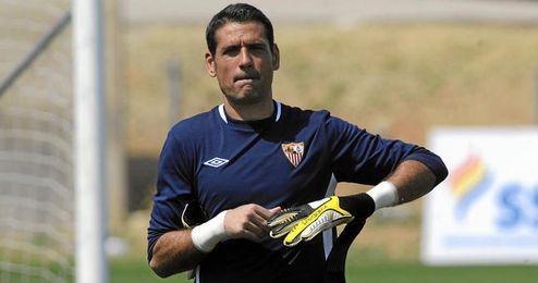 Palop durante un entrenamiento con el Sevilla. Palop durante un entrenamiento con el Sevilla.