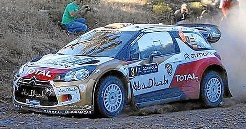 Dani Sordo marcha bien colocado en el Rally Acrópolis. Dani Sordo marcha bien colocado en el Rally Acrópolis.