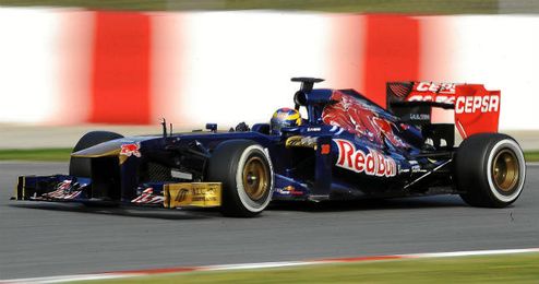 Coche de Red Bull durante el Gran Premio de Barcelona. Coche de Red Bull durante el Gran Premio de Barcelona.