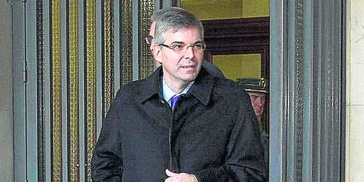 El ex asesor del Grupo socialista de Sevilla y ex responsable del área de la Vía Pública del Ayuntamiento El ex asesor del Grupo socialista de Sevilla y ex responsable del área de la Vía Pública del Ayuntamiento