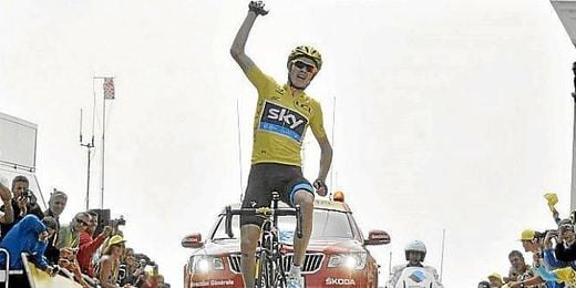 Chris Froome se impone en el Mont Ventoux. Chris Froome se impone en el Mont Ventoux.