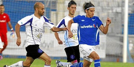 El Écija contra el Jaén durante un partido de la temporada pasada. El Écija contra el Jaén durante un partido de la temporada pasada.