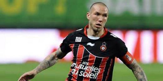 Didier Digard en un partido con el Niza Didier Digard en un partido con el Niza