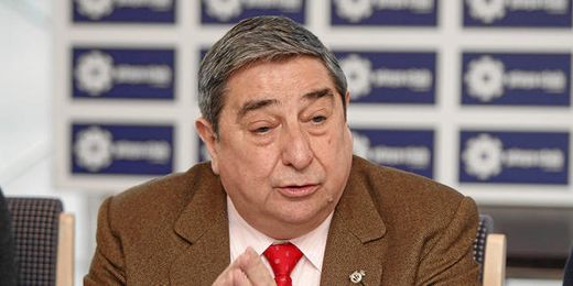 Augusto César Lendoiro en rueda de prensa. Augusto César Lendoiro en rueda de prensa.