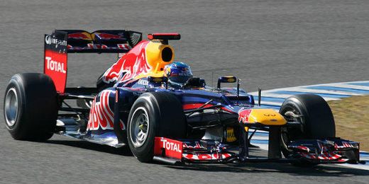 Dietrich Mateschitz, ha llegado a un acuerdo con el jefe de la Fórmula Uno, Bernie Ecclestone. Dietrich Mateschitz, ha llegado a un acuerdo con el jefe de la Fórmula Uno, Bernie Ecclestone.