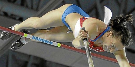 Isinbayeva durante una competición esta temporada. Isinbayeva durante una competición esta temporada.