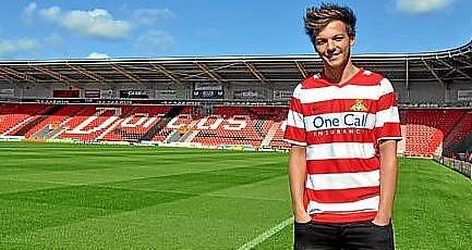 El cantante de One Direction, Louis Tomlinson El cantante de One Direction, Louis Tomlinson
