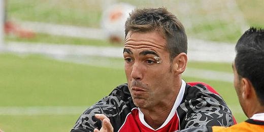 Después de dos semanas de baja, Fernando Navarro vuelve a ser convocado. Después de dos semanas de baja, Fernando Navarro vuelve a ser convocado.