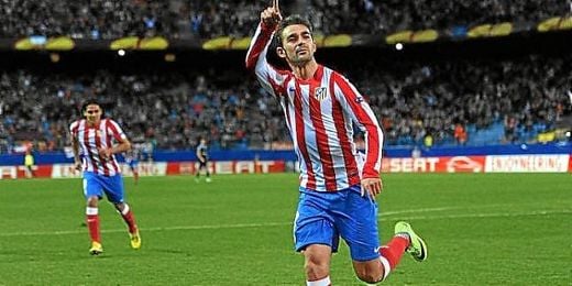 Adrián está feliz en el equipo y no se plantea salir de él. Adrián está feliz en el equipo y no se plantea salir de él.
