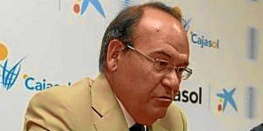 José Aguilar deja la presidencia del Cajasol José Aguilar deja la presidencia del Cajasol