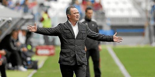 JIM en el partido ante el Málaga. JIM en el partido ante el Málaga.