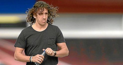 Puyol deja el primer equipo del Barcelona tras 15 años. Puyol deja el primer equipo del Barcelona tras 15 años.