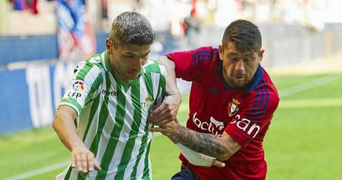Salva Sevilla puede despedirse del Betis esta temporada. Salva Sevilla puede despedirse del Betis esta temporada.