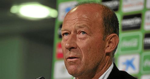 Calderón, durante una rueda de prensa de la temporada. Calderón, durante una rueda de prensa de la temporada.
