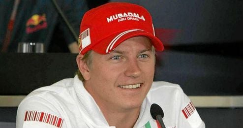 Raikkonen fichó esta temporada por el equipo Ferrari. Raikkonen fichó esta temporada por el equipo Ferrari.