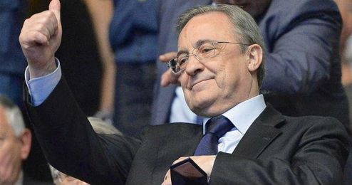 Florentino Pérez echó balones fuera cuando fue cuestionado por Rakitic. Florentino Pérez echó balones fuera cuando fue cuestionado por Rakitic.