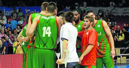 El Cajasol se presenta en la Fonteta con ganas de dar la campanada y eliminar al Valencia Basket. El Cajasol se presenta en la Fonteta con ganas de dar la campanada y eliminar al Valencia Basket.