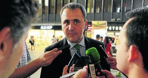 Fernando Moral se mostró orgulloso de sus jugadores, por lo que quiere mantener la plantilla para la 14/15. Fernando Moral se mostró orgulloso de sus jugadores, por lo que quiere mantener la plantilla para la 14/15.