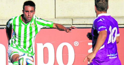 Rafa Navarro en un partido frente al Jaén. Rafa Navarro en un partido frente al Jaén.