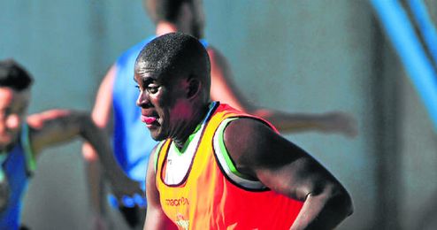 N´Diaye se perderá los partidos de Liga contra Las palmas y de Copa contra el Lugo por sus compromisos internacionales. N´Diaye se perderá los partidos de Liga contra Las palmas y de Copa contra el Lugo por sus compromisos internacionales.
