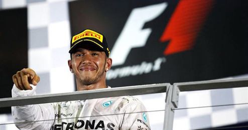 Hamilton ganó su octava carrera de la temporada. Hamilton ganó su octava carrera de la temporada.