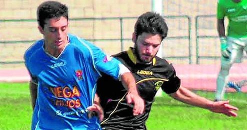 El conjunto cañamero se deshizo del Estrella San Agustín con dos goles en la primera parte. El conjunto cañamero se deshizo del Estrella San Agustín con dos goles en la primera parte.