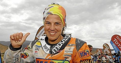 Laia Sanz, piloto española de Honda, durante el Dakar 2014. Laia Sanz, piloto española de Honda, durante el Dakar 2014.