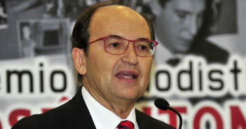 Castró negó las informaciones sobre Monchi. Castró negó las informaciones sobre Monchi.