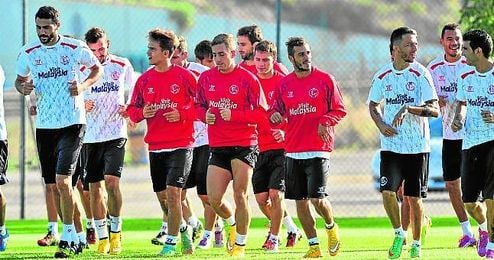 El Sevilla tiene por delante un maratón de partidos. El Sevilla tiene por delante un maratón de partidos.
