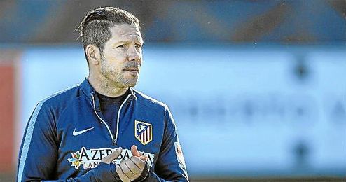 Simeone durante un entrenamiento. Simeone durante un entrenamiento.