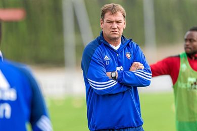 El entrenador rojillo está contra las cuerdas tras los últimos resultados. El entrenador rojillo está contra las cuerdas tras los últimos resultados.
