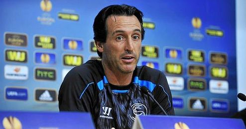 Emery, durante una rueda de prensa de la Europa League. Emery, durante una rueda de prensa de la Europa League.