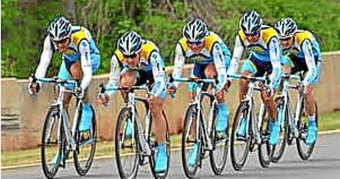 Equipo de ciclismo Astana. Giro d´Italia Equipo de ciclismo Astana. Giro d´Italia