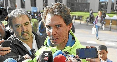 Rafa Nadal atendiendo a la prensa. Rafa Nadal atendiendo a la prensa.