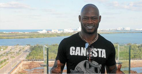 Achille Emaná fichado por el Atlante Achille Emaná fichado por el Atlante
