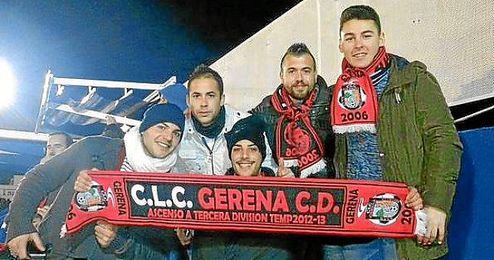 Más de 200 aficionados mineros se citaron en el Municipal de Marbella. Más de 200 aficionados mineros se citaron en el Municipal de Marbella.
