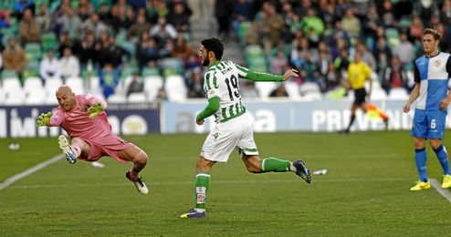 Instante del gol de Jorge Molina. Instante del gol de Jorge Molina.