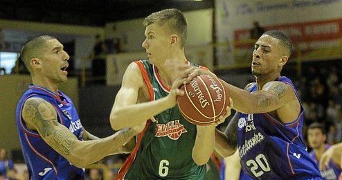 Porzingis es uno de los jugadores que debe tirar del carro. Porzingis es uno de los jugadores que debe tirar del carro.