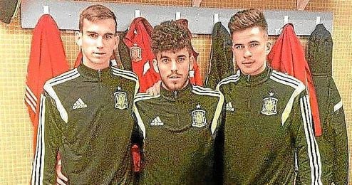 Los tres béticos están convocados para dos amistosos. Los tres béticos están convocados para dos amistosos.