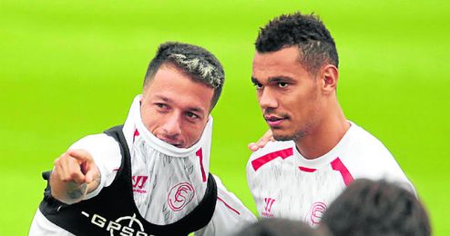 Cicinho pone rumbo a Soria. Cicinho pone rumbo a Soria.