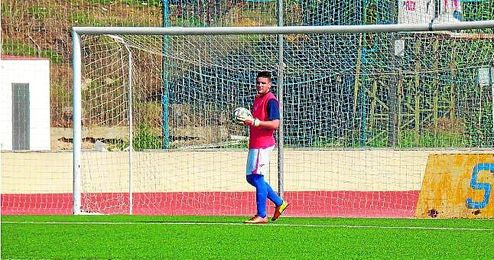 El meta José llega al Cerro. El meta José llega al Cerro.