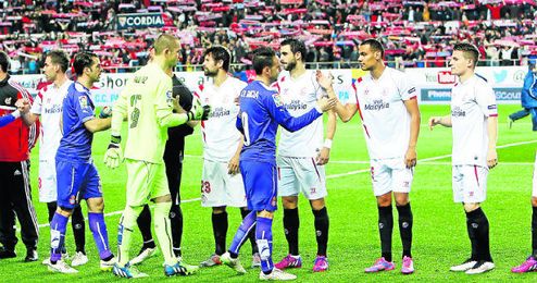 Pareja no pudo eliminar a su ex equipo Pareja no pudo eliminar a su ex equipo